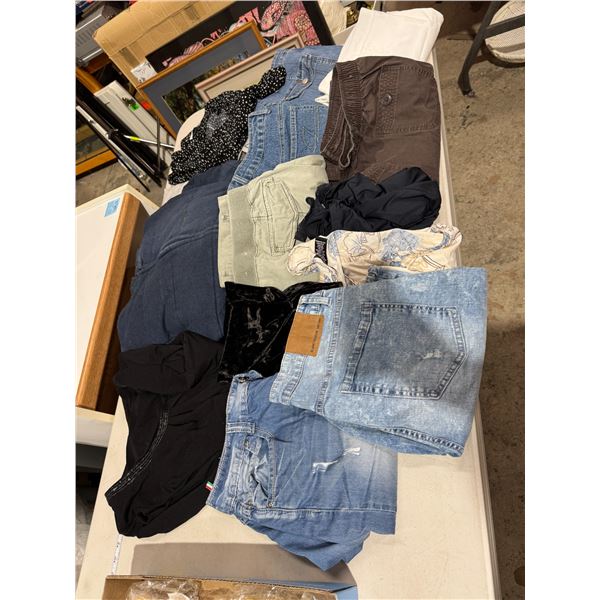 Ladies, clothing, size large/XL
