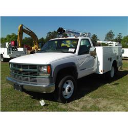 2000 CHEVROLET 3500 SERVICE TRUCK