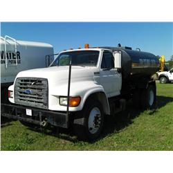 1995 FORD F800 S/A WATER TRUCK