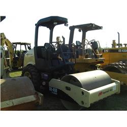 INGERSOLL-RAND SD45D VIBRATORY ROLLER
