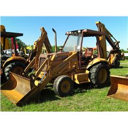 CASE 580SK LOADER BACKHOE