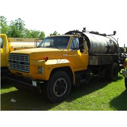 ETNYRE BTHS ASPHALT DISTRIBUTOR