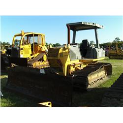 KOMATSU D41P-6 CRAWLER TRACTOR