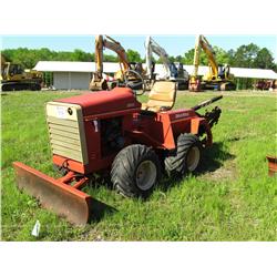 DITCHWITCH 2200 RIDING TRENCHER S/N 242622 GAS ENG