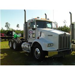 2004 KENWORTH T800 T/A TRUCK TRACTOR