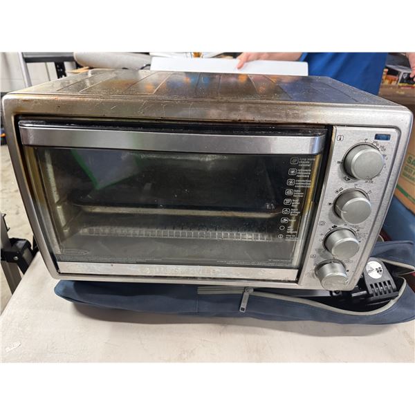 Black & Decker toaster oven