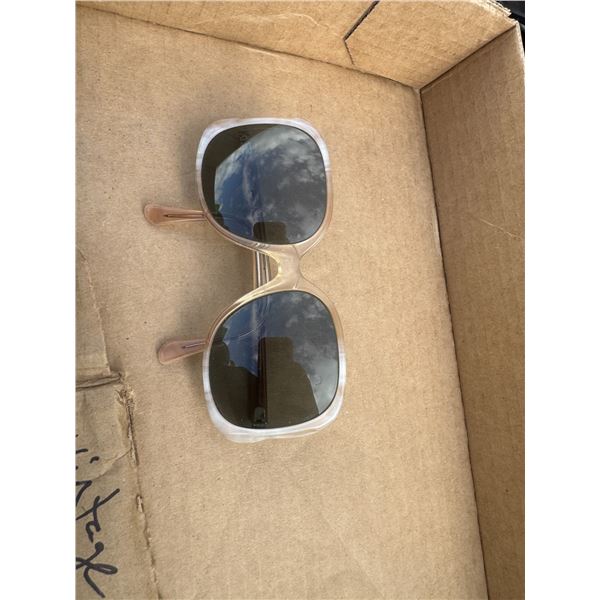 Vintage 70s sunglasses