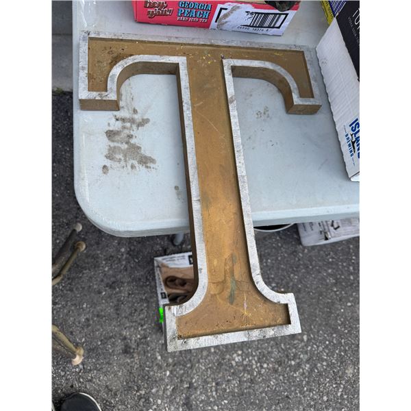 Letter T