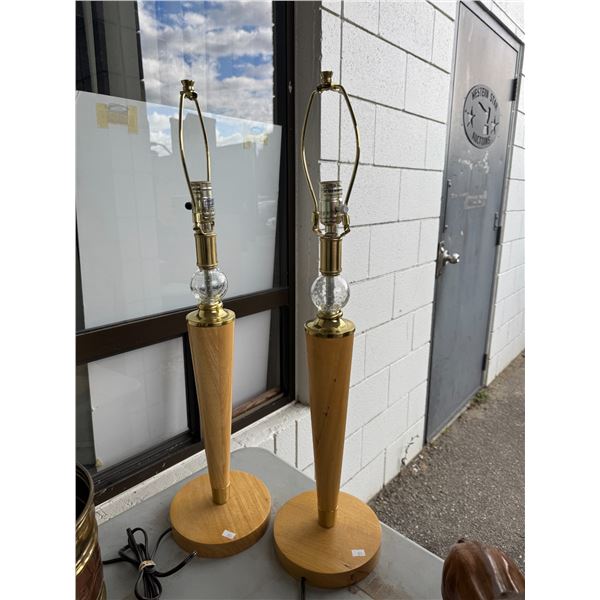 Pair of lamps