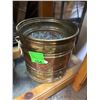 Image 1 : Copper planter