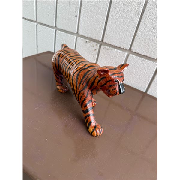 Tiger decor