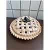 Image 1 : Lidded pottery pie plate