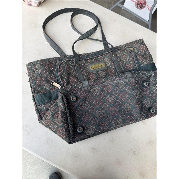 Oscar de la Renta purse