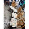 Image 1 : 4 chairs