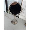 Image 1 : Mirror