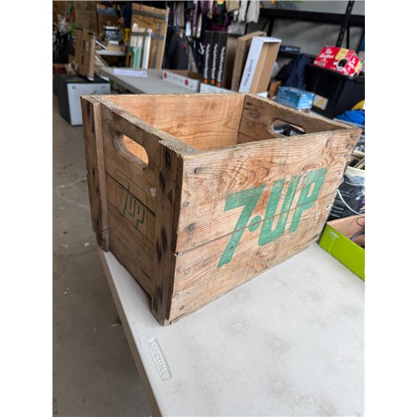 7-up Wood crate