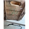 Image 2 : 7-up Wood crate