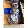 Image 1 : Screws, etc.