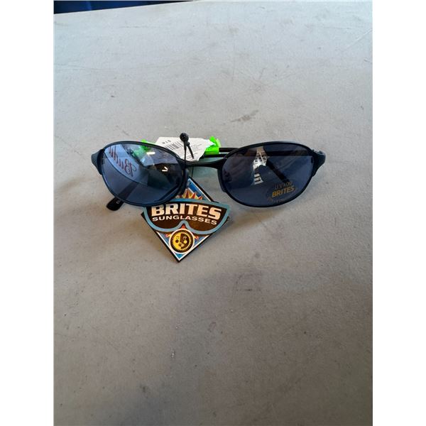 We Brites sunglasses