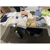 Image 1 : Clothing lot large, extra large