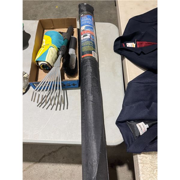 Snow and sun windshield cover, small rake and other items