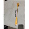 Image 1 : Back scratchers
