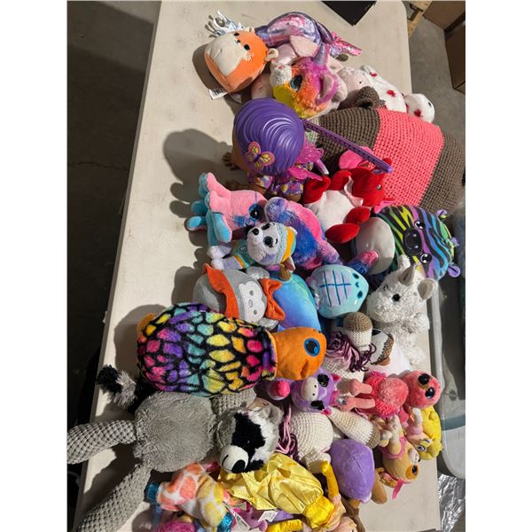 Stuffie lot