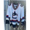 Image 1 : Canucks jersey size small