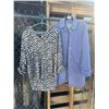 Image 1 : Medium clothing
