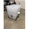 Image 1 : 6 bins with lids