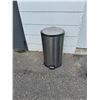 Image 1 : Stainless garbage can