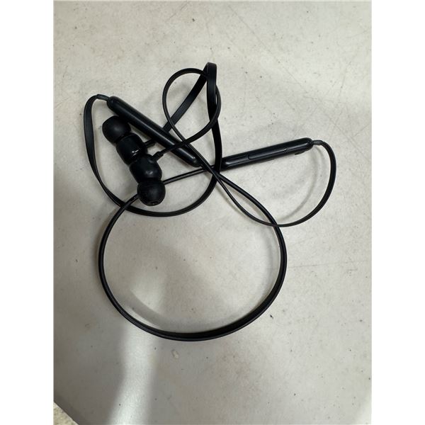 Beats flex wireless earbuds
