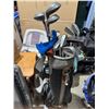 Image 3 : Golf clubs