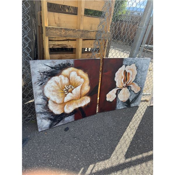 2 canvas wall hangings