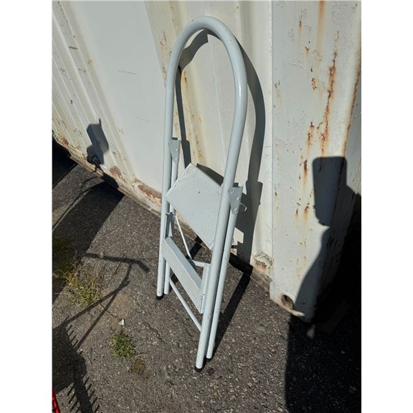 Step ladder