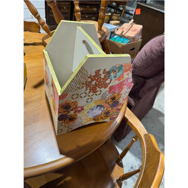 Decorative holder