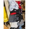 Image 1 : Assortment of clothing