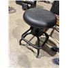 Image 1 : Height adjustable stool