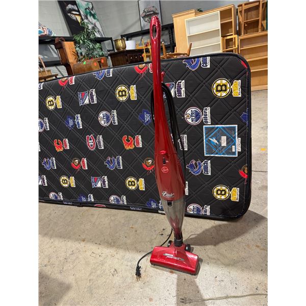 Hoover vacuum
