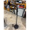 Image 1 : Floor lamp