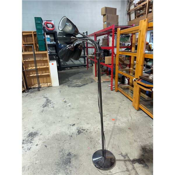 Floor lamp