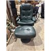 Image 2 : chair and Ottoman