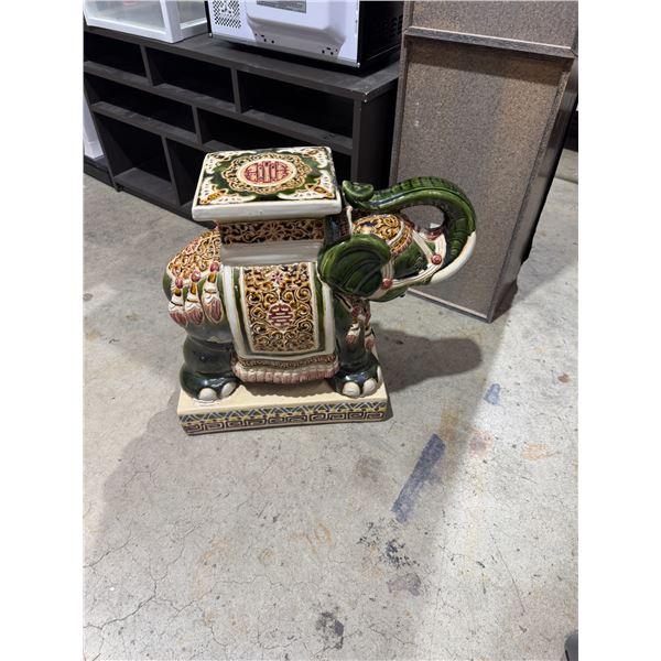 Elephant plant stand