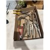 Image 1 : Assorted tools
