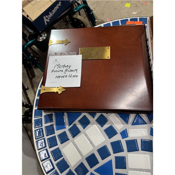 Memory photo album