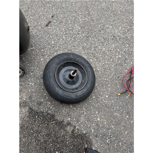 Wheel barrel tire