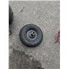 Image 1 : Wheel barrel tire