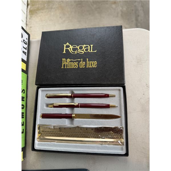 Regal Office set