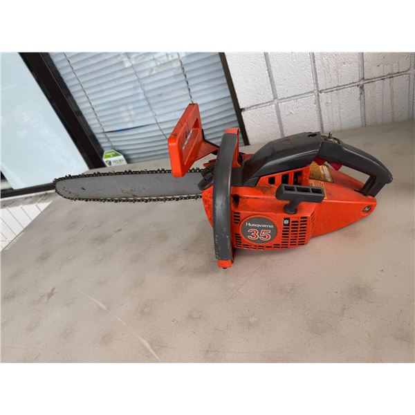 Husqvarna 35 Chainsaw. Runs
