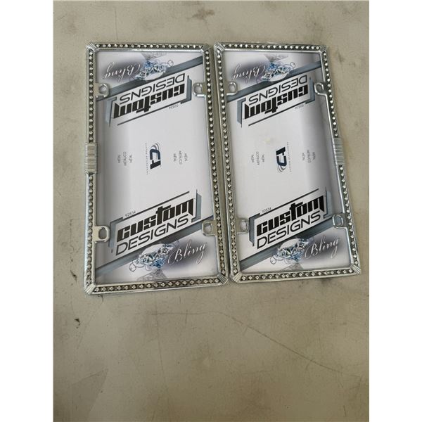 License plate decor around custom designs LANGE